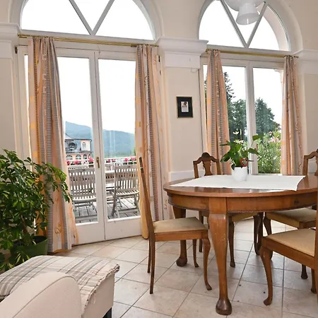 ゼーホテル アストリア 4* Pörtschach am Wörthersee