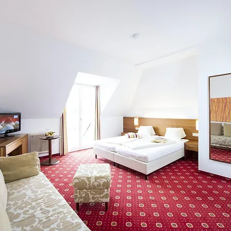 Seehotel Astoria 4* Pörtschach am Wörthersee