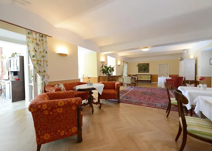 מלון Seehotel Astoria Pörtschach am Wörthersee